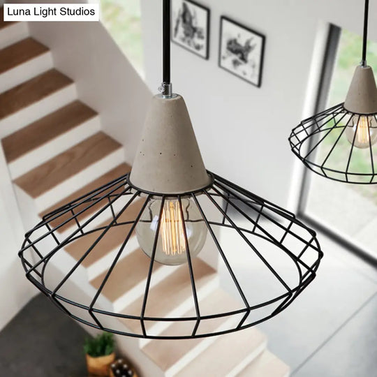 Industrial 1-Light Pendant Fixture With Cone/Cylinder/Triangle Iron Design In Black - Cement Socket