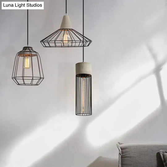 Industrial Pendant Light Fixture With 1-Light In Black Cone/Cylinder/Triangle Iron Design