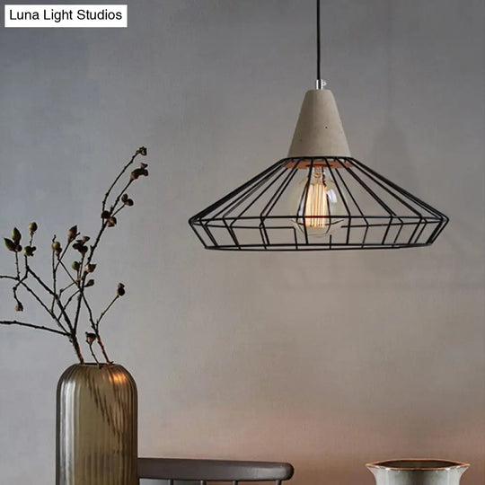 Industrial Pendant Light Fixture With 1-Light In Black Cone/Cylinder/Triangle Iron Design / Triangle