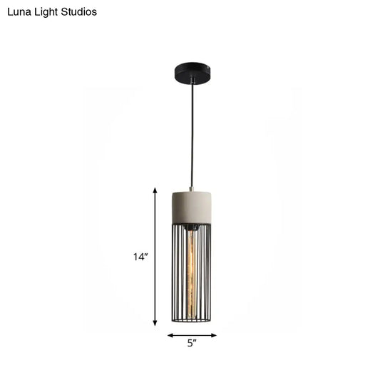 Industrial Pendant Light Fixture With 1-Light In Black Cone/Cylinder/Triangle Iron Design