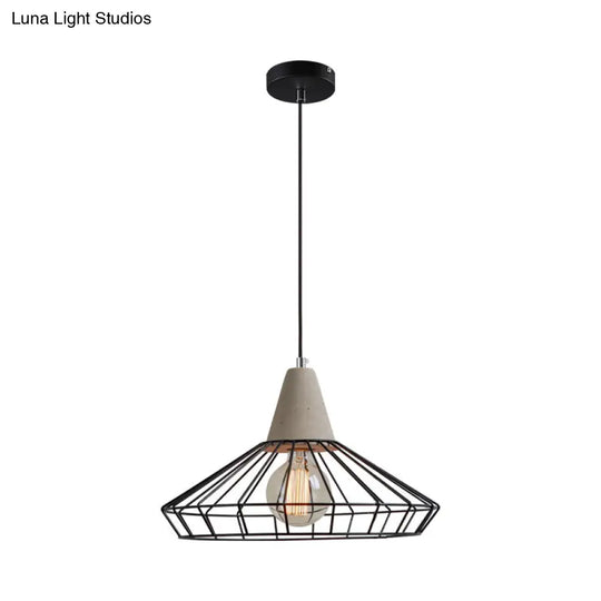 Industrial Pendant Light Fixture With 1-Light In Black Cone/Cylinder/Triangle Iron Design