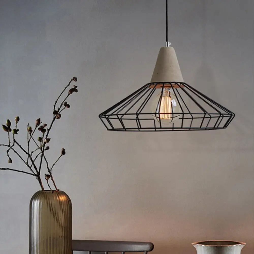 Industrial 1-Light Pendant Fixture With Cone/Cylinder/Triangle Iron Design In Black - Cement Socket