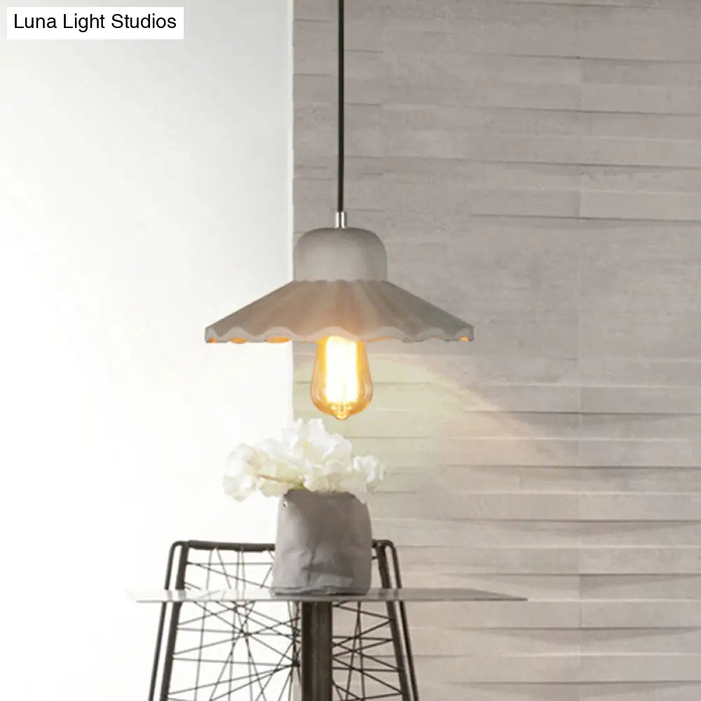 Industrial Grey Scalloped Cement Pendant Light With 1 Bulb For Restaurants