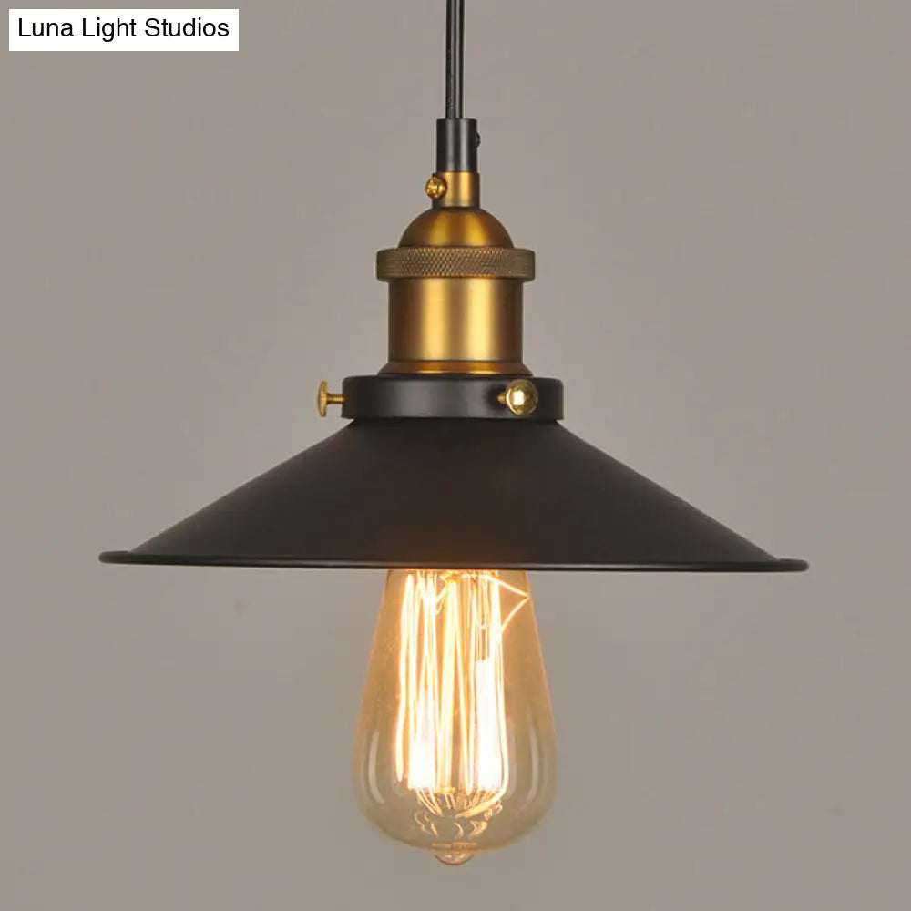 Industrial Style Black Metal Cone Pendant Lamp - Warehouse Lighting