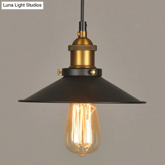 Industrial Style Black Metal Cone Pendant Lamp - Warehouse Lighting