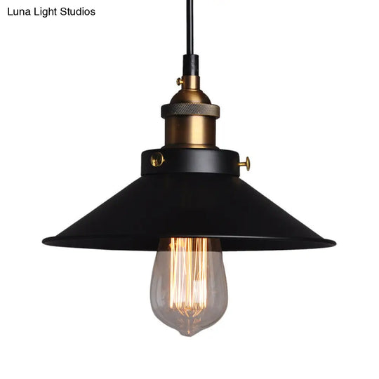 Industrial Style Black Metal Cone Pendant Lamp - Warehouse Lighting