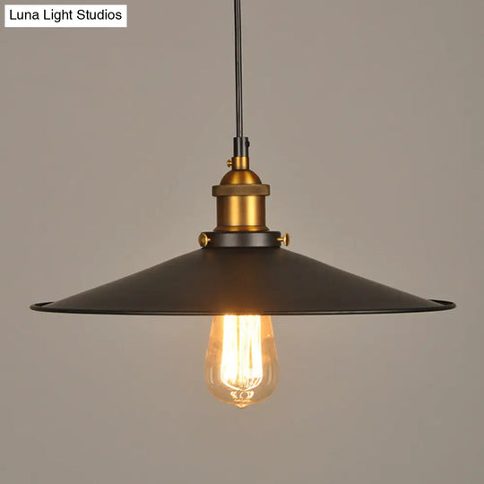 Industrial Style Black Metal Cone Pendant Lamp - Warehouse Lighting