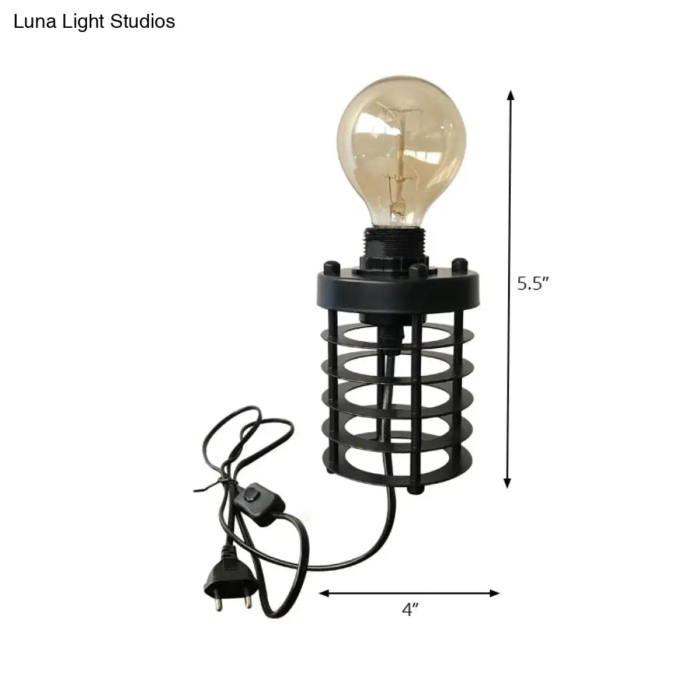 Industrial Stylish Cylinder/Barrel Metal Table Lamp In Black For Coffee Shop Decor