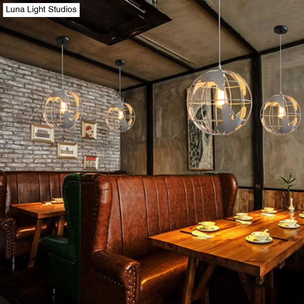 Iron Terrestrial Globe Pendant Light Fixture In White - Simple & Elegant Restaurant Lighting / 8