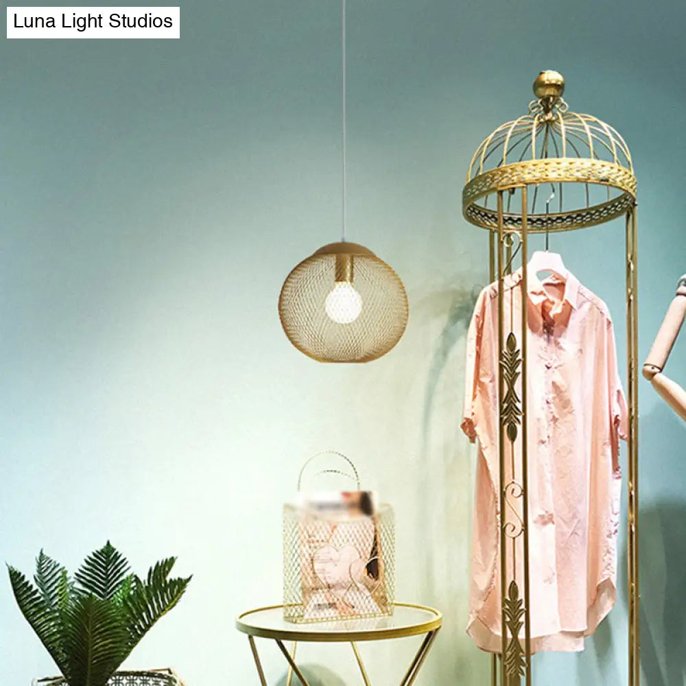 Iron Wire Spherical Pendant Light - Loft Style Ceiling Lamp In Gold For Clothing Stores 1 Bulb