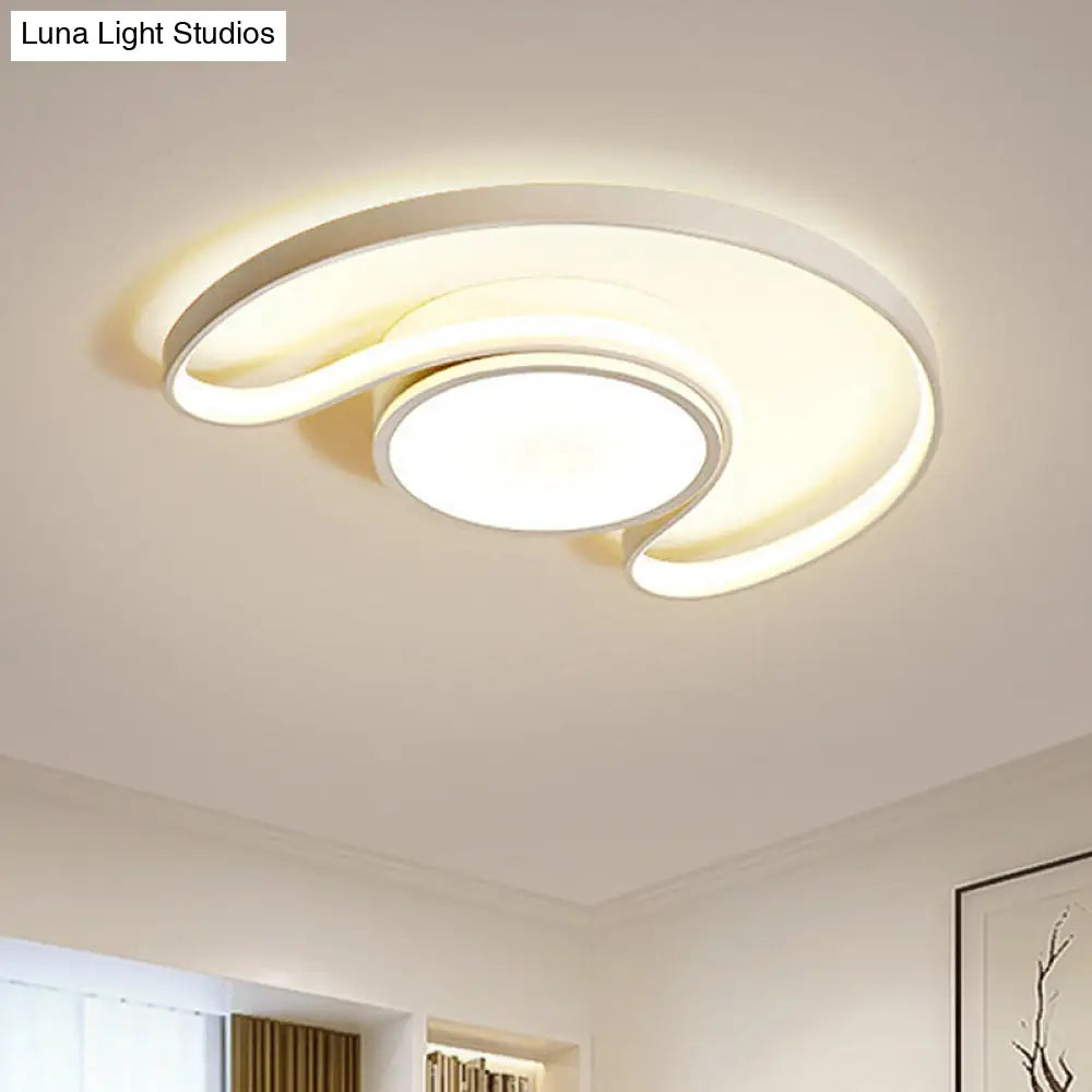 Kid’s Bedroom Simplistic Sun & Moon Led Ceiling Light - White Flushmount Style