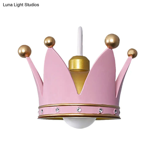 Kids Metal Wall Sconce: Crown Bedroom Light In Gold/Pink - 1-Bulb Mounted