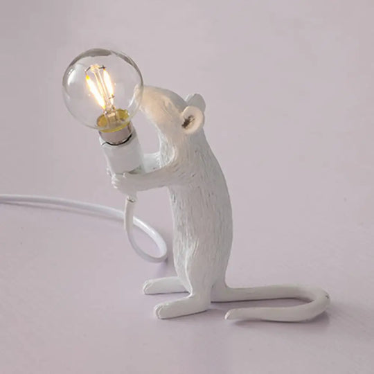 Kids Style Mouse Shaped Table Lamp Resin Bedside Night Light For Decoration White / Standing