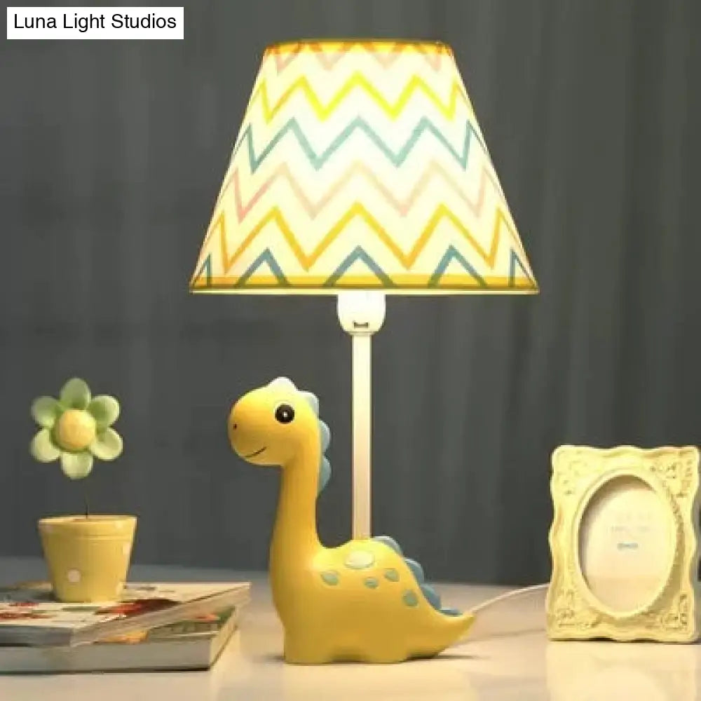 Kids Yellow Resin Dinosaur Desk Light With Zig-Zag Shade - Cartoon Study Lamp (1 Bulb)