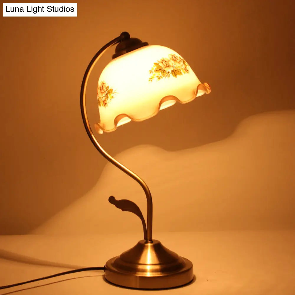 Korean Garden Metal 1-Bulb Brass Gooseneck Nightstand Lamp With Flower Glass Shade