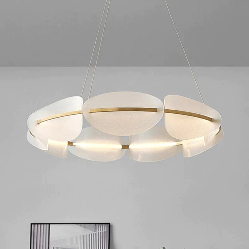 Lavella - Petal Shaped Chandelier