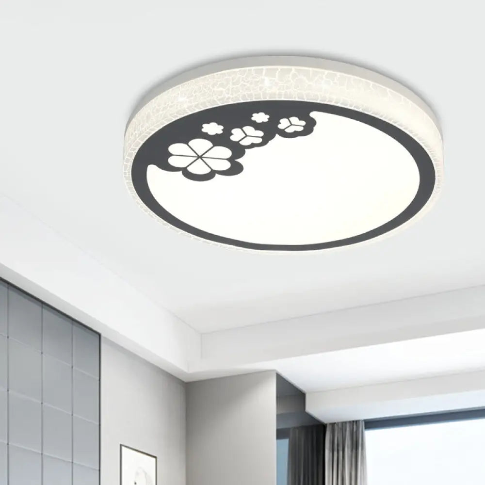 Leaf Pattern Modernist Round Led Flushmount Light In White & Black For Bedroom Black - White