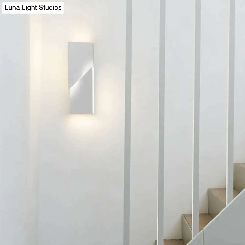 Leanne | Geometric Wall Lamp