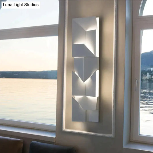 Leanne | Geometric Wall Lamp