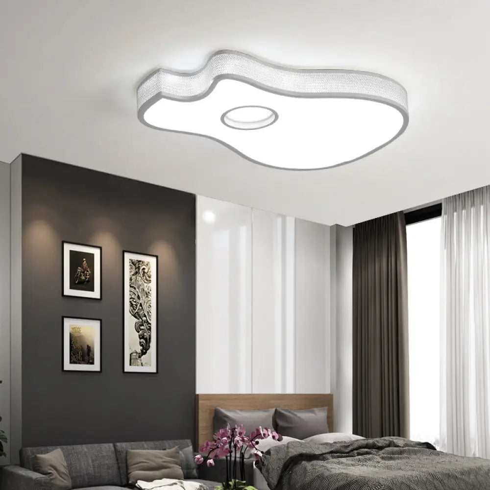 Led Guitar - Shaped Ceiling Light For Kids’ Rooms White / 18’