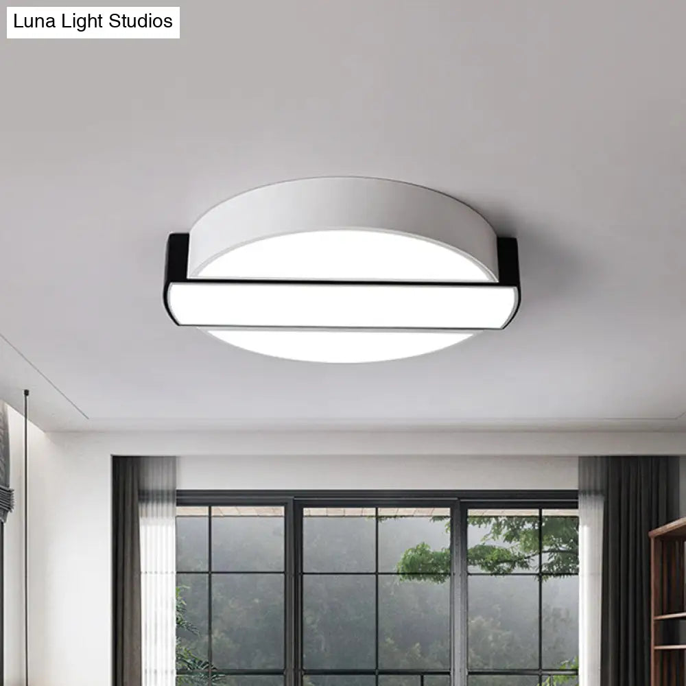 Led Metal Flush Mount Ceiling Light For Bedroom In Warm/White - Modern Round Design