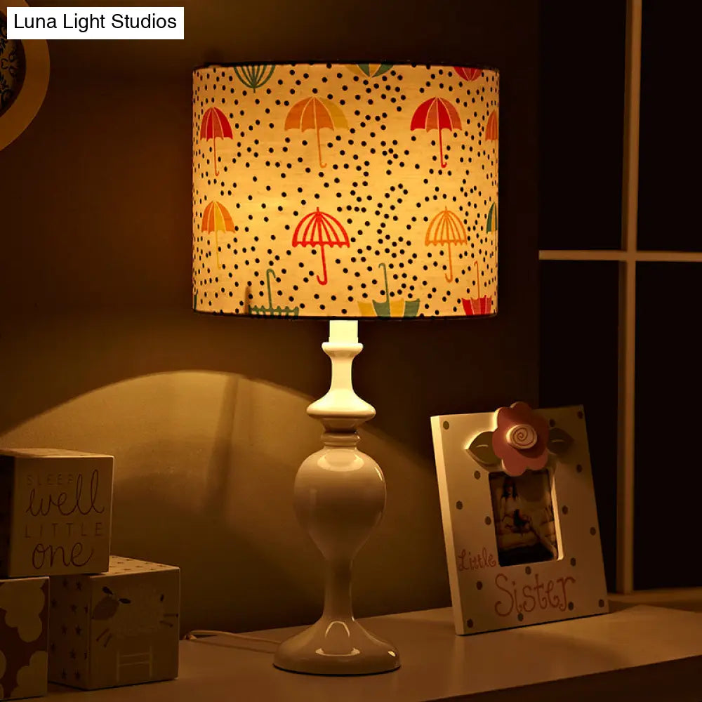 Licia - Resin Drum Desk Light: Contemporary White Nightstand Lamp With Fabric