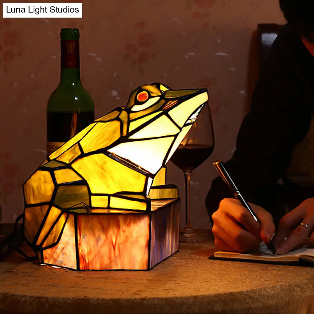 Lodge Stained Glass Frog Accent Lamp - 1 Light Table For Bar