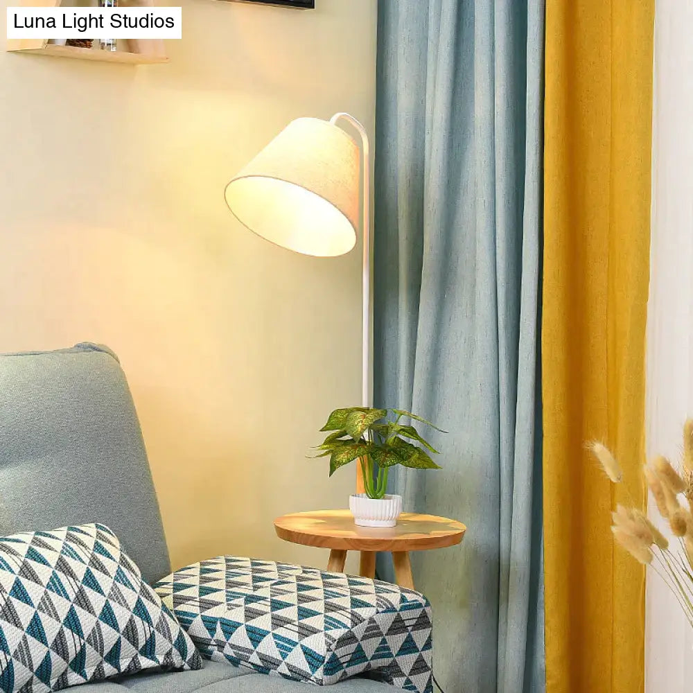Log Floor Lamp Creative Living Room Sofa Coffee Table Study Balcony Personality Small Cloth Cover