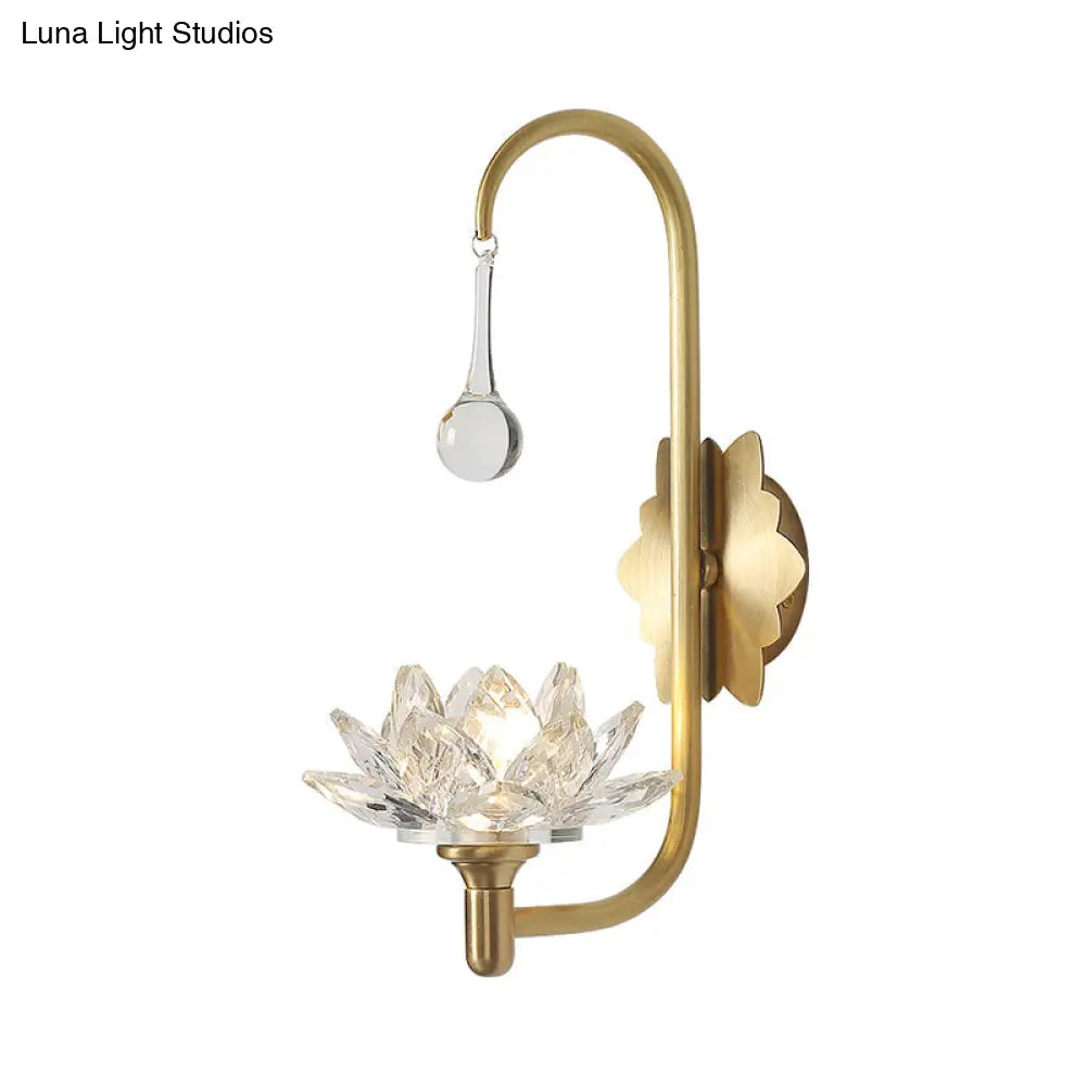 Lotus Crystal Wall Sconce - Luxurious 1-Light Brass Lamp