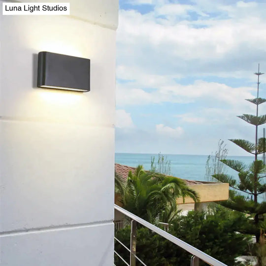 Luna | Outdoor Wall Light Lighting