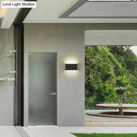 Luna | Outdoor Wall Light Outdoor Lighting