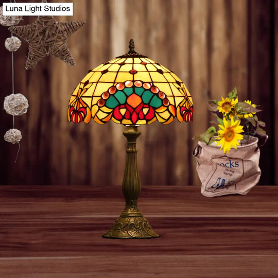 Tiffany Glass Table Lamp With Baroque Rooster Pattern In Bronze Finish