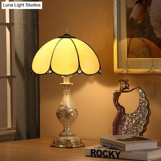 Scalloped Glass Night Lamp With Carved Vase Pedestal - Classic Beige Bedroom Reading Light