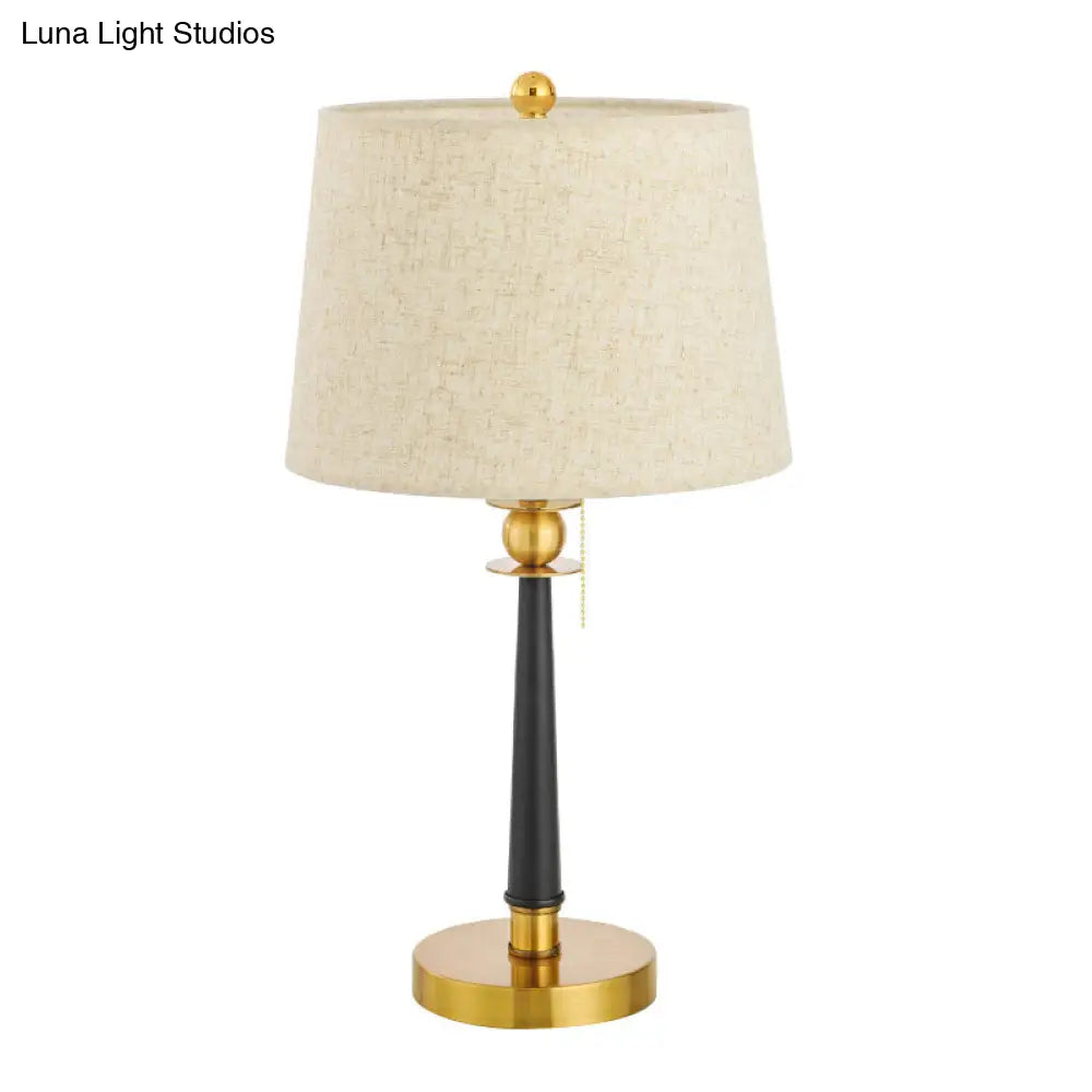 Gold Barrel Bedside Table Light With Pull Chain - Traditional Fabric Night Lighting (1-Bulb)