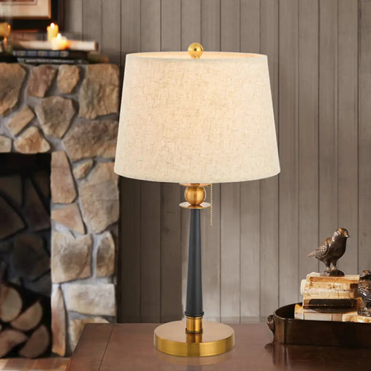 Marta - Traditional 1-Bulb Fabric Night Lighting Gold Barrel Bedside Table Light With Pull Chain