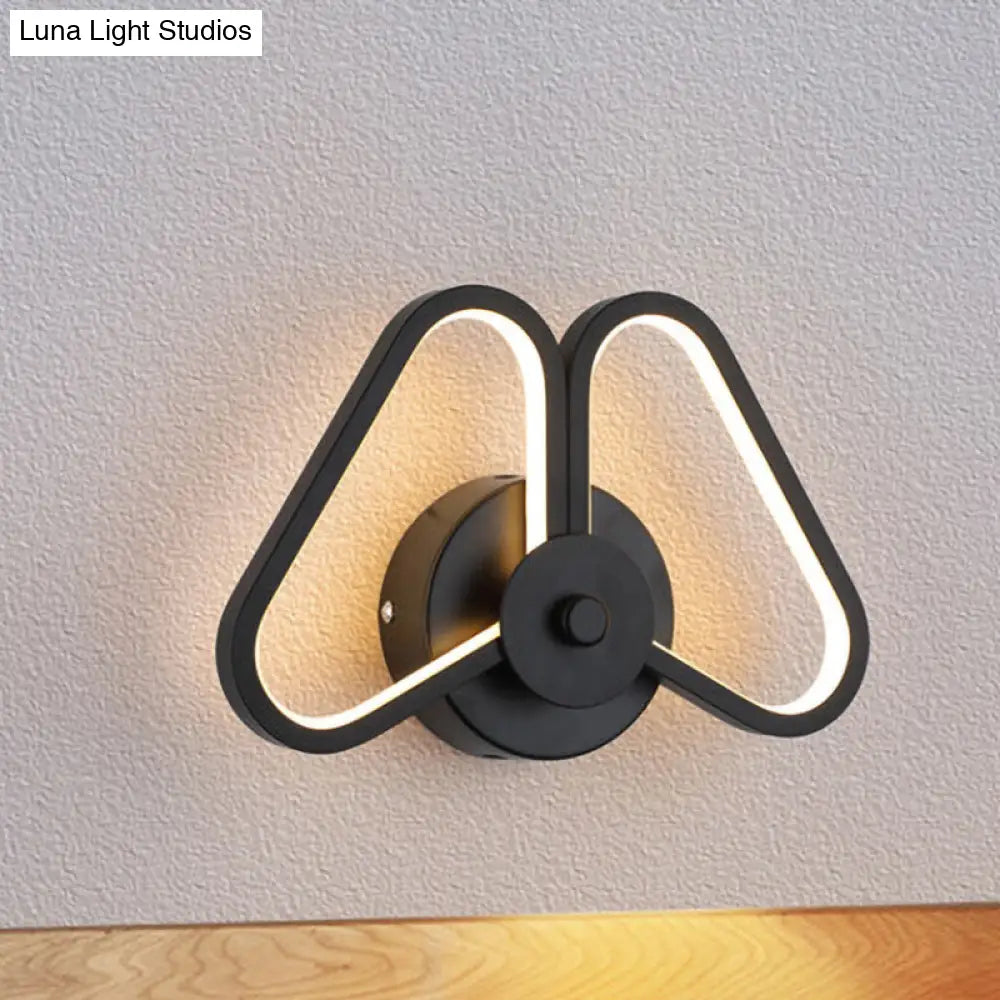 Metal Double Triangles Sconce Light - Simplicity White/Black Led Wall Lighting In White/Warm