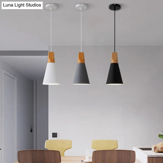 Nordic Style Metal Hanging Ceiling Pendant Lamp With Wooden Top - 1 Light Restaurant Lighting