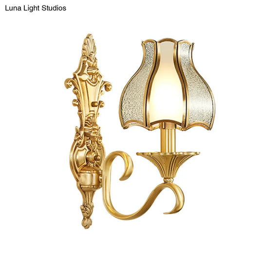 Metal Wall Sconce Traditional Brass Scalloped Living Room Light Fixture - 1/2 Bulbs