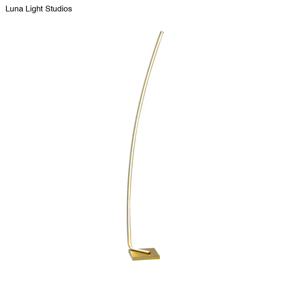 Metallic Curved Led Floor Lamp - Sleek Black/White/Gold Design For Reading Bedside And Stand-Up