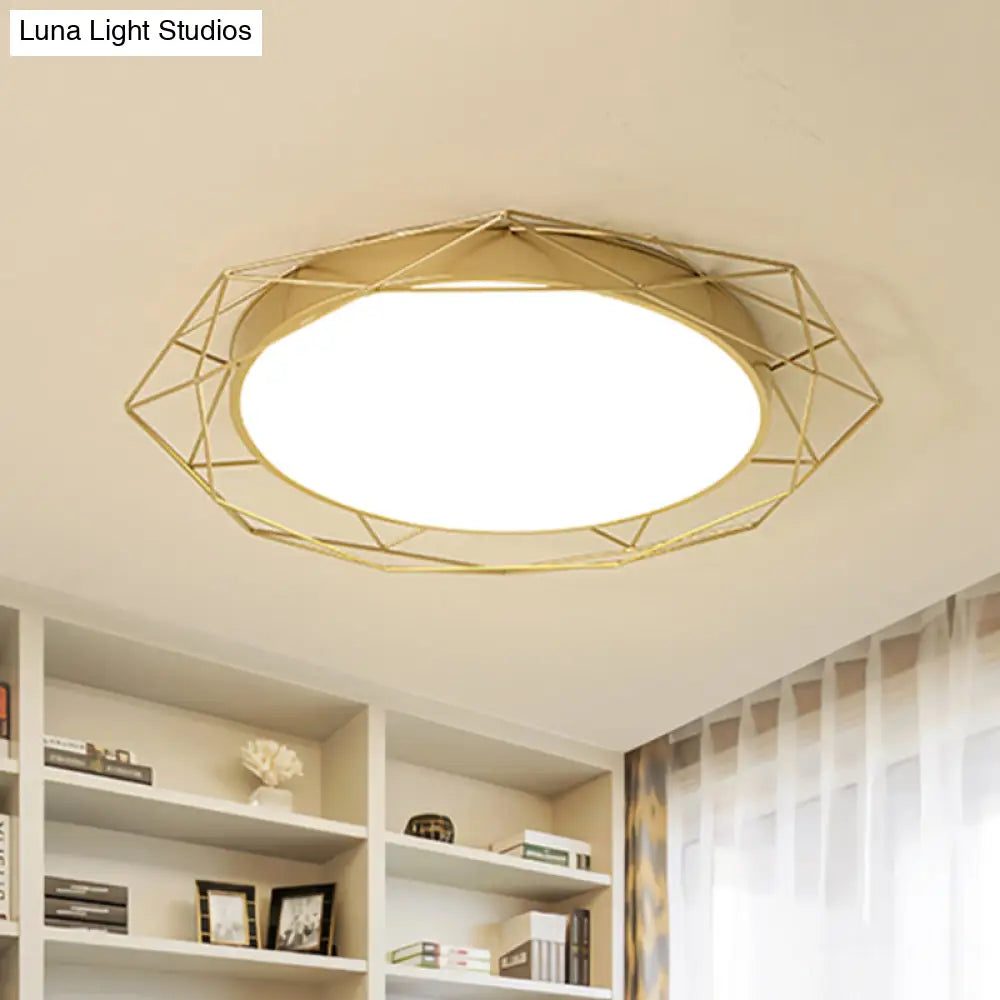 Metallic Flush Mount Ceiling Light – Round Nordic Gold/Black Wire Frame Ideal For Bedroom
