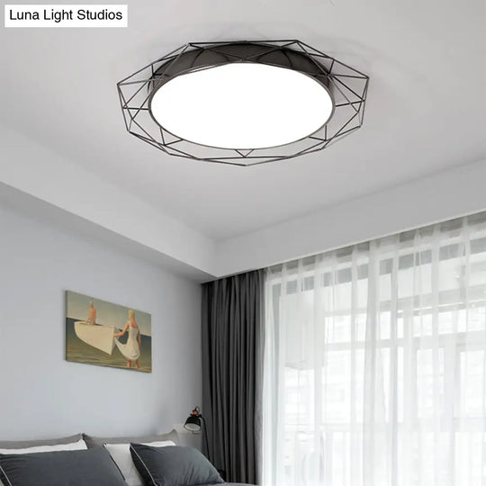 Metallic Flush Mount Ceiling Light – Round Nordic Gold/Black Wire Frame Ideal For Bedroom