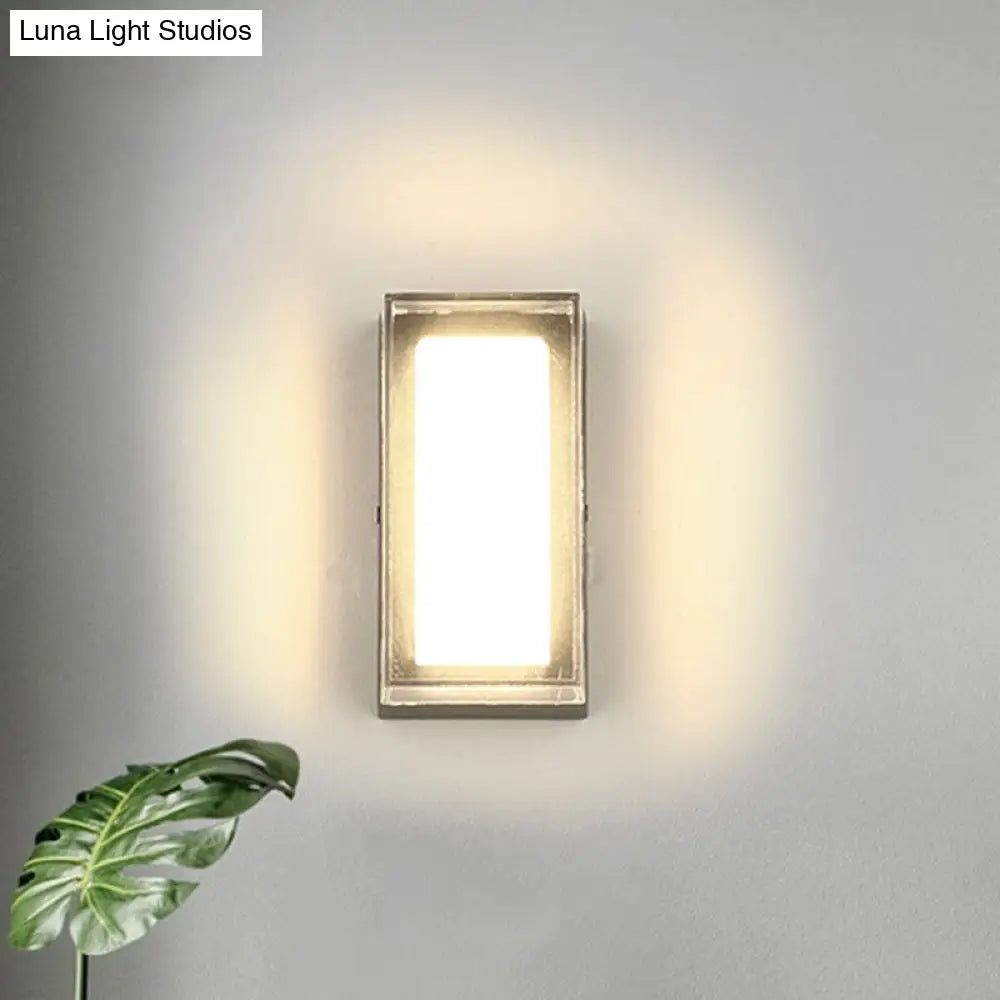 Metallic Led Outdoor Wall Sconce In Black - Simplicity Design