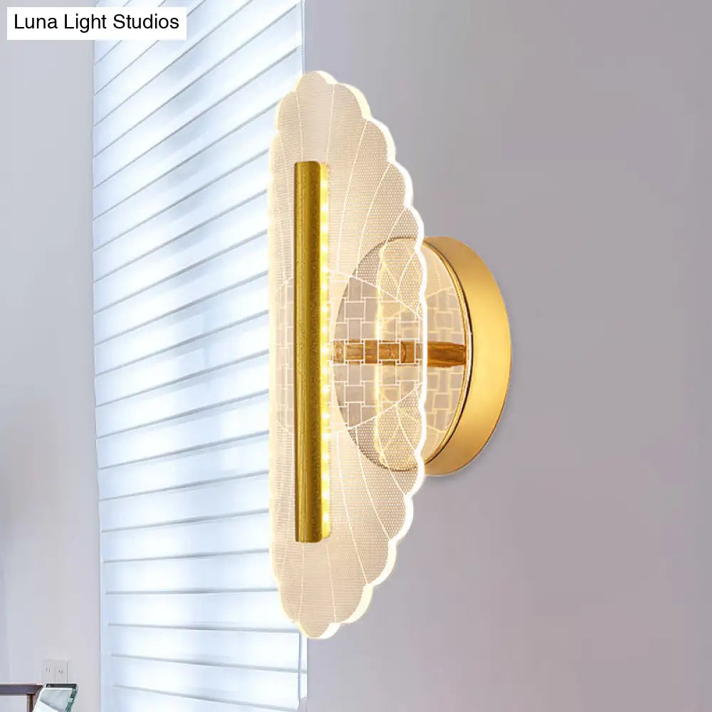 Minimal Led Gold Sconce - Metallic Geometric Wall Light For Living Room In White/Warm