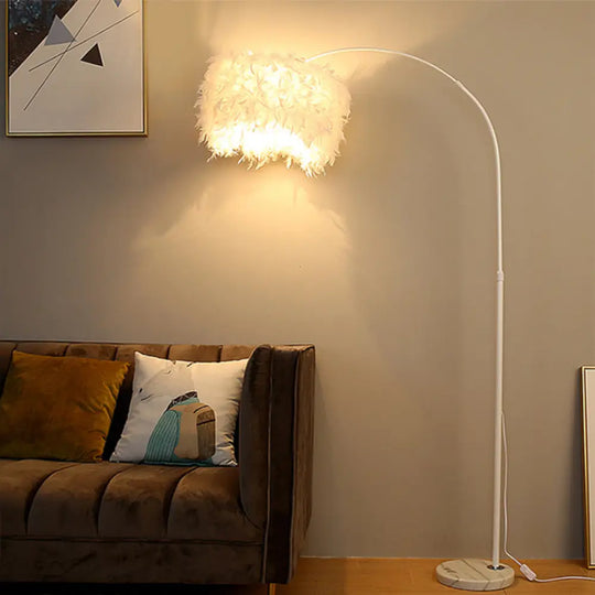 Minimalist Black/White Drum Floor Lamp With Feathered 1 Head Curved/Straight Pole White / Curved