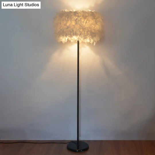 Minimalist Black/White Drum Floor Lamp With Feathered 1 Head Curved/Straight Pole