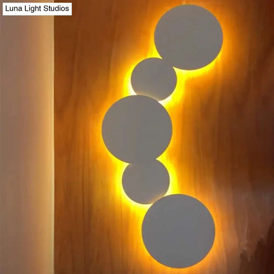 Minimalist Circle Wall Lamp With Warm/White Integrated Led Lighting In Grey/White 47.5/52 Wide