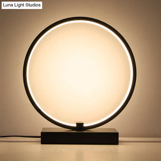 Minimalist Circular Led Night Table Lamp For Bedroom Décor