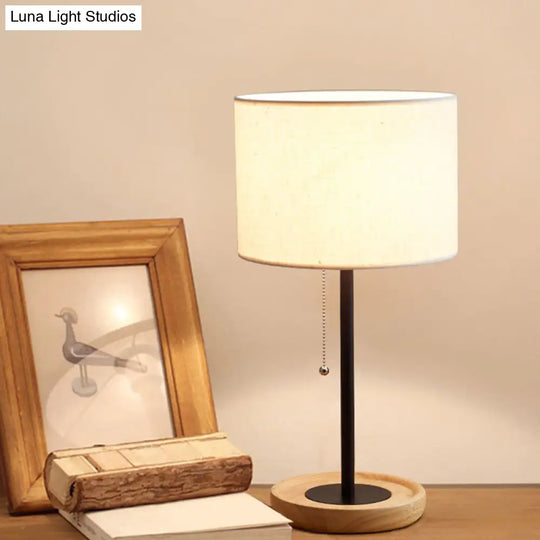 Minimalist Drum Table Lamp With Pull Chain - Study Room Lighting