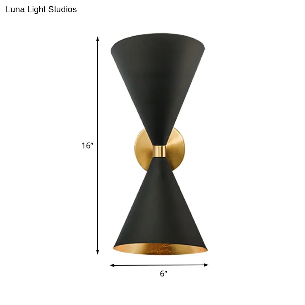 Minimalist Dual Cone Metal Wall Light With 2 Bulbs - Black