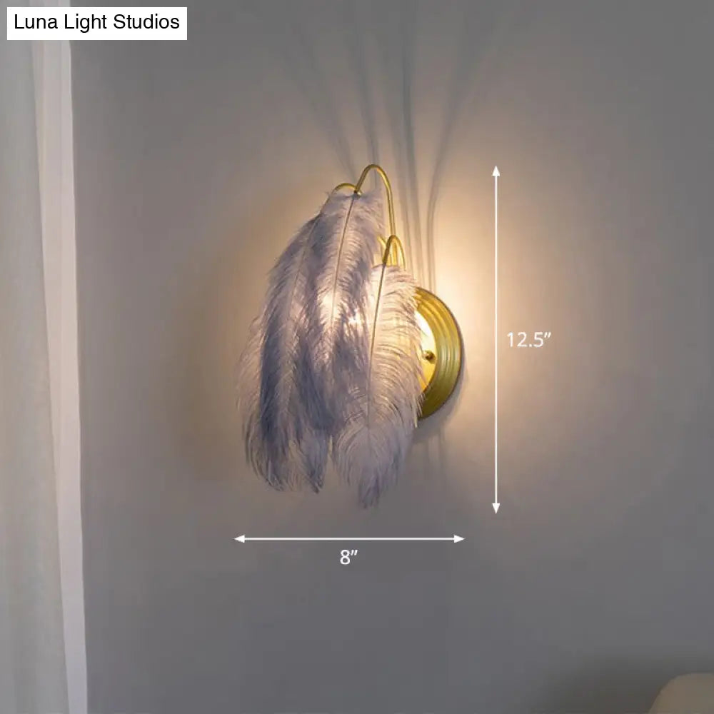 Minimalist Feather Wall Mount Light For Hallway - Small 1-Light Sconce